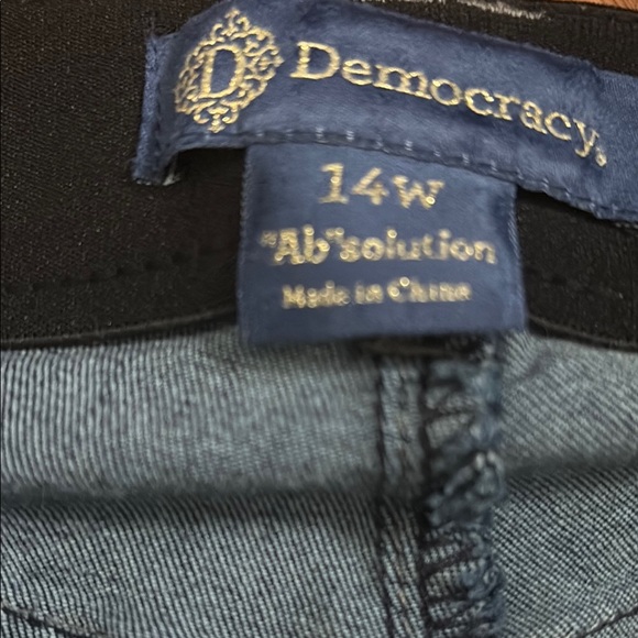 Women's Dark Blue Jeans - Picture 3 of 4